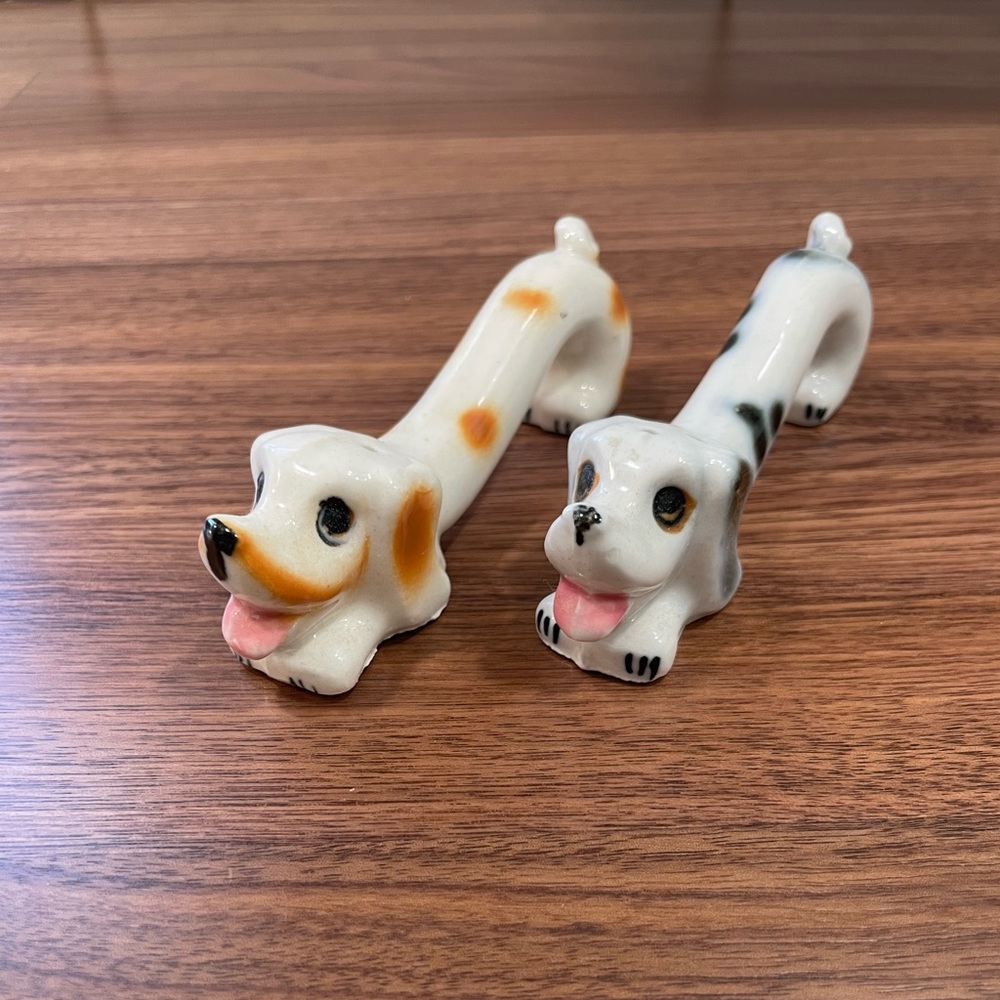 Antique Long Dog Salt & Pepper Shakers - Picture 2 of 6